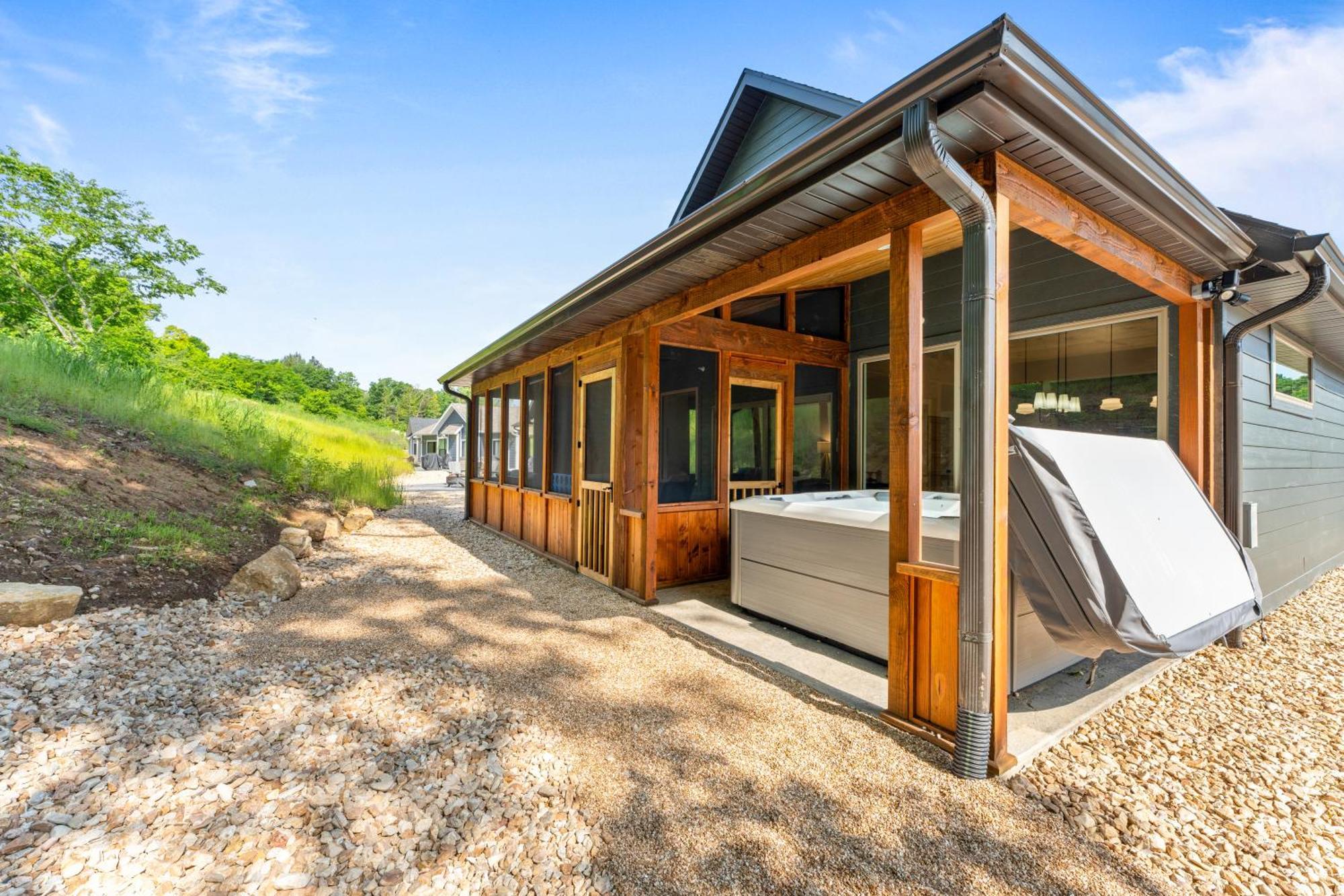 New Ozark Oasis Luxe Cabin Retreat With Hot Tub Hollister Exterior photo