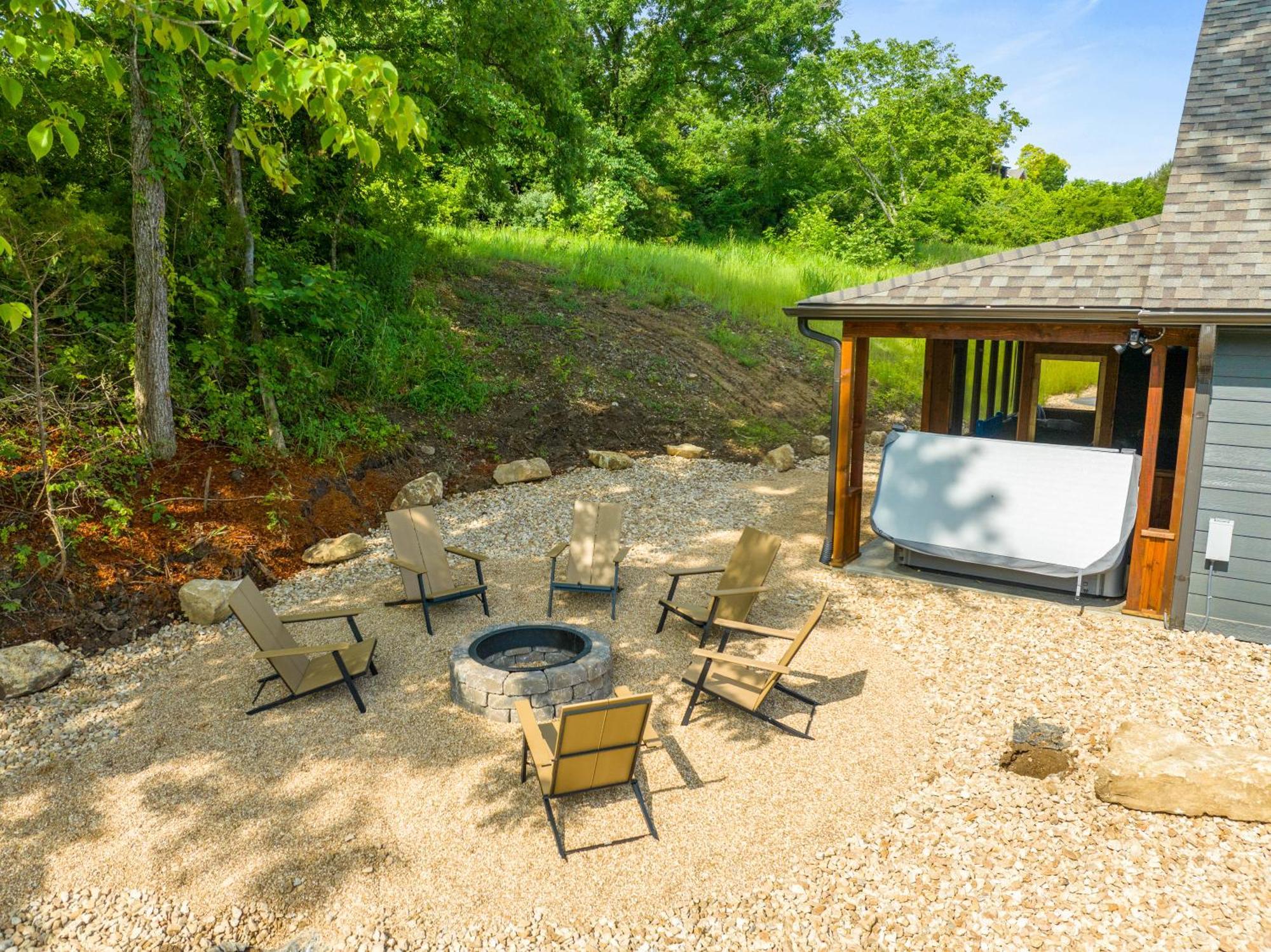New Ozark Oasis Luxe Cabin Retreat With Hot Tub Hollister Exterior photo